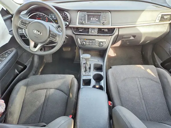 5XXGT4L39HG123289 2017 KIA OPTIMA - Image 8