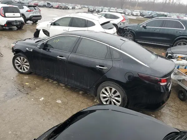 5XXGT4L39HG123521 2017 KIA OPTIMA - Image 2