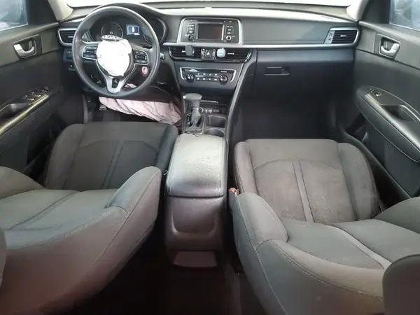 5XXGT4L39HG124488 2017 KIA OPTIMA - Image 8