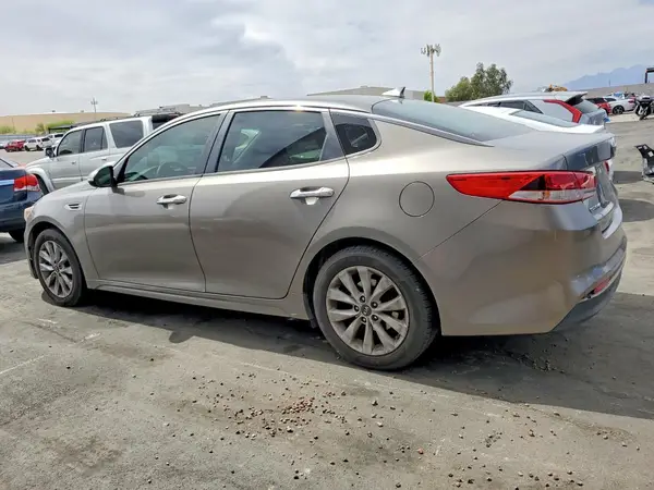 5XXGT4L39HG124538 2017 KIA OPTIMA - Image 2