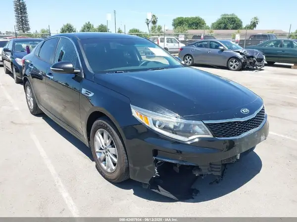5XXGT4L39HG126838 2017 KIA OPTIMA - Image 1