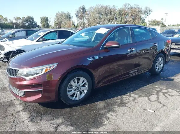 5XXGT4L39HG127701 2017 KIA OPTIMA - Image 2