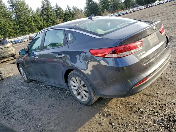 5XXGT4L39HG130727 2017 KIA OPTIMA - Image 2