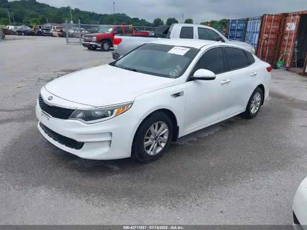 5XXGT4L39HG131859 2017 KIA OPTIMA - Image 2