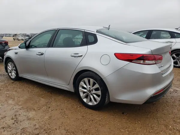 5XXGT4L39HG131988 2017 KIA OPTIMA - Image 2