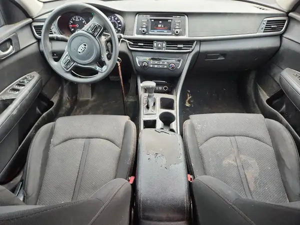 5XXGT4L39HG137838 2017 KIA OPTIMA - Image 8