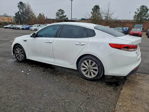 5XXGT4L39HG141498 2017 KIA OPTIMA - Image 2