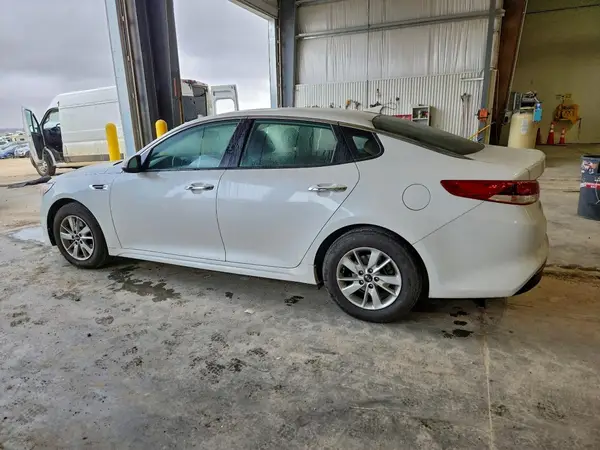5XXGT4L39HG145163 2017 KIA OPTIMA - Image 2
