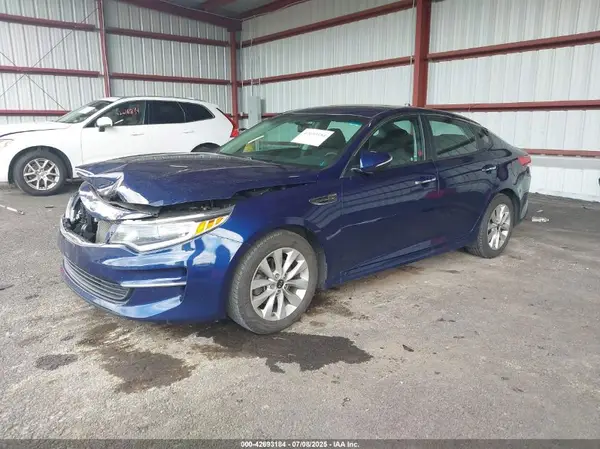 5XXGT4L39HG146734 2017 KIA OPTIMA - Image 2