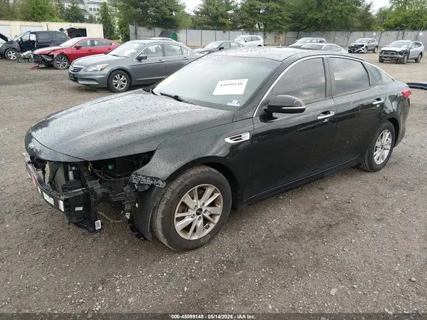 5XXGT4L39HG152226 2017 KIA OPTIMA - Image 2