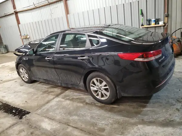 5XXGT4L39HG152677 2017 KIA OPTIMA - Image 2