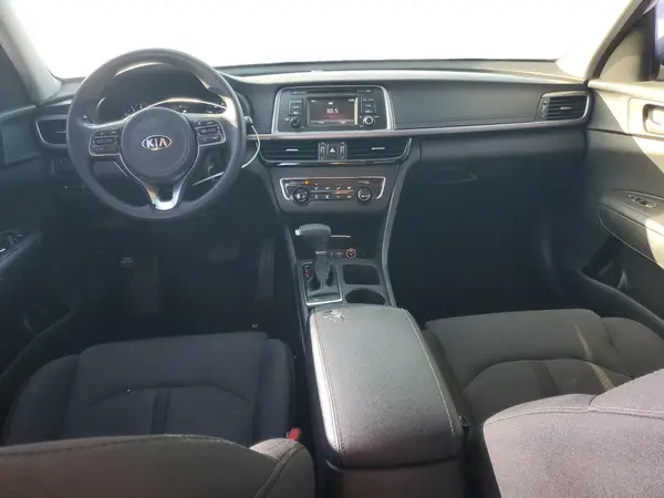 5XXGT4L39HG161007 2017 KIA OPTIMA - Image 8