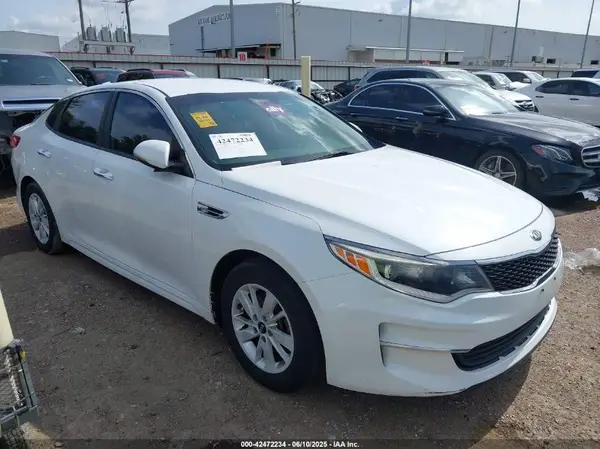 5XXGT4L39HG161072 2017 KIA OPTIMA - Image 1