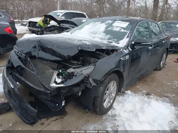 5XXGT4L39HG164571 2017 KIA OPTIMA - Image 2