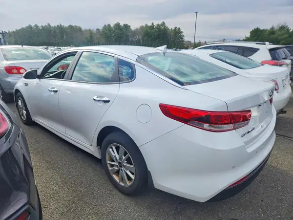 5XXGT4L39HG168510 2017 KIA OPTIMA - Image 2