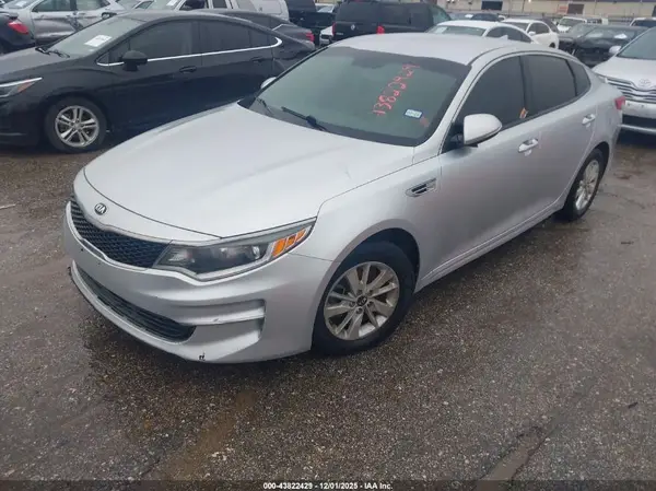 5XXGT4L39HG168653 2017 KIA OPTIMA - Image 2