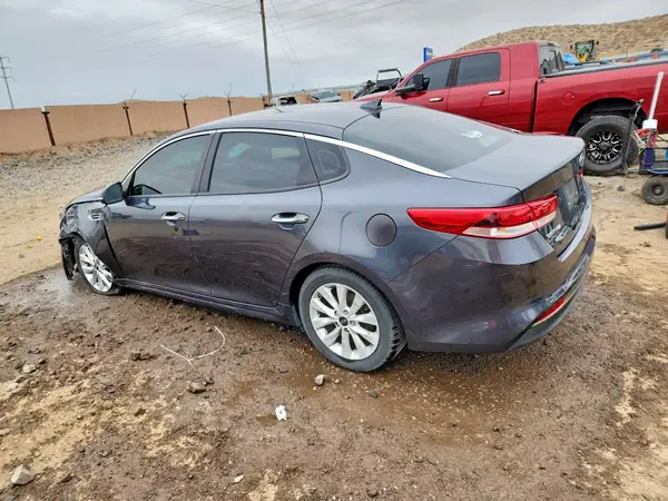 5XXGT4L39HG169625 2017 KIA OPTIMA - Image 2