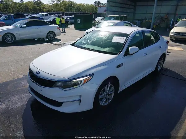 5XXGT4L39HG169706 2017 KIA OPTIMA - Image 2