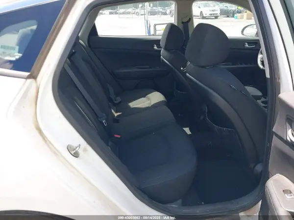 5XXGT4L39HG170886 2017 KIA OPTIMA - Image 8
