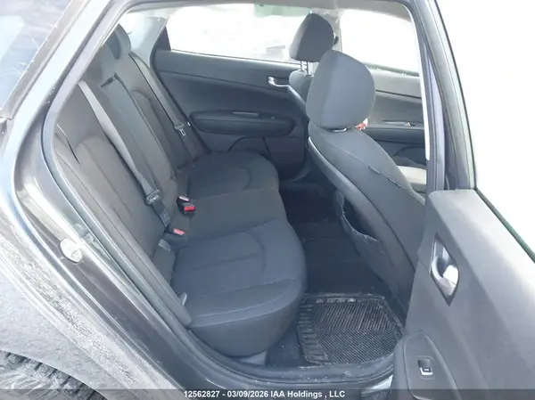 5XXGT4L39HG173108 2017 KIA OPTIMA - Image 8