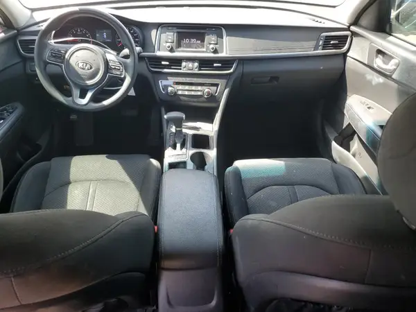 5XXGT4L39HG173576 2017 KIA OPTIMA - Image 8