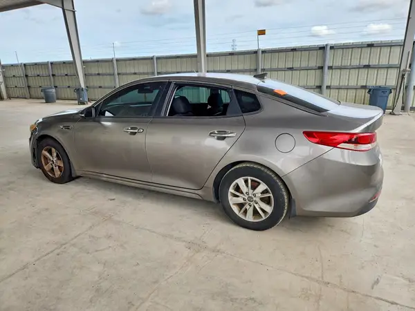 5XXGT4L39HG175490 2017 KIA OPTIMA - Image 2