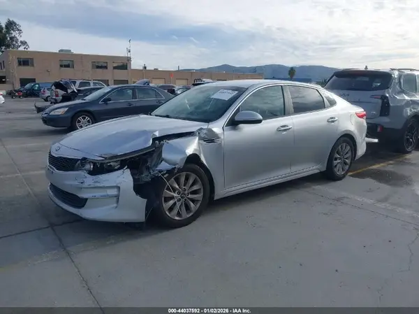 5XXGT4L39HG177188 2017 KIA OPTIMA - Image 2