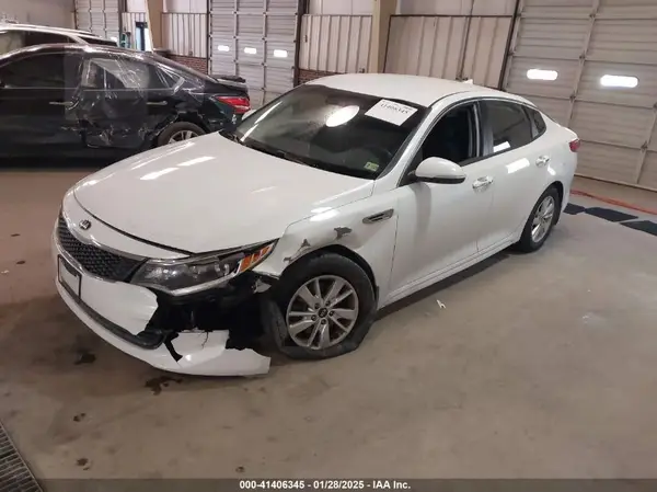 5XXGT4L39HG178051 2017 KIA OPTIMA - Image 2