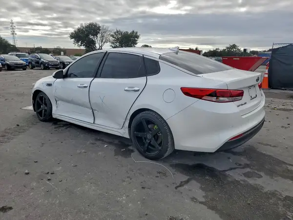 5XXGT4L39JG179755 2018 KIA OPTIMA - Image 2
