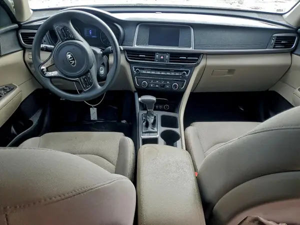 5XXGT4L39JG179755 2018 KIA OPTIMA - Image 8