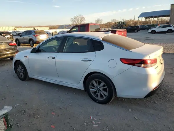 5XXGT4L39JG180050 2018 KIA OPTIMA - Image 2