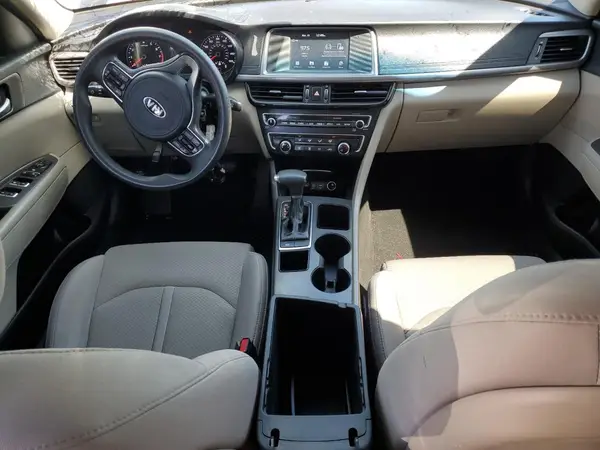 5XXGT4L39JG180629 2018 KIA OPTIMA - Image 8