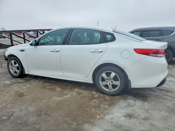 5XXGT4L39JG183403 2018 KIA OPTIMA - Image 2