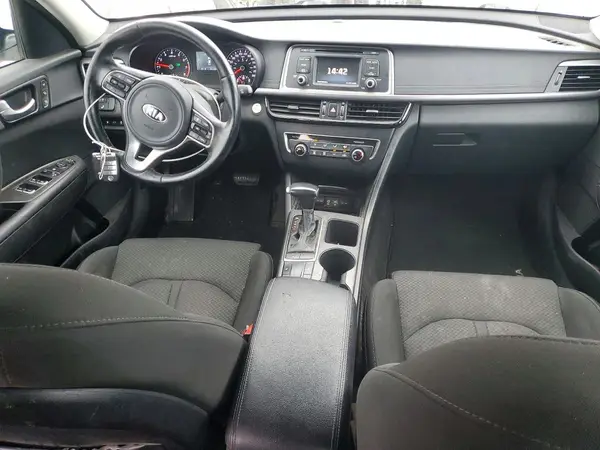 5XXGT4L39JG183403 2018 KIA OPTIMA - Image 8