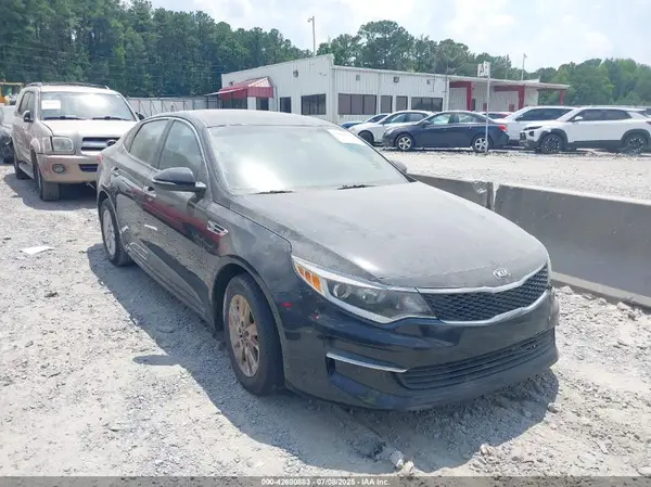 5XXGT4L39JG183529 2018 KIA OPTIMA - Image 1