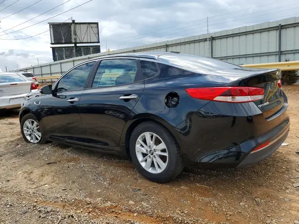 5XXGT4L39JG185166 2018 KIA OPTIMA - Image 2
