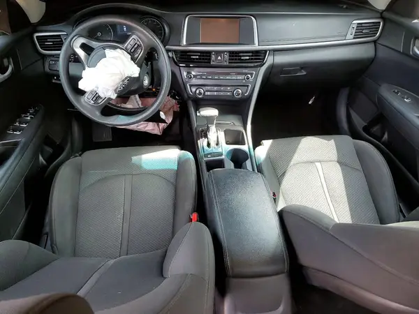5XXGT4L39JG185166 2018 KIA OPTIMA - Image 8