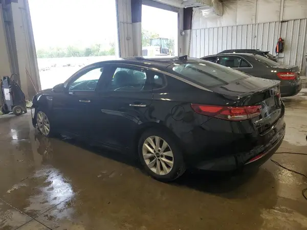 5XXGT4L39JG187788 2018 KIA OPTIMA - Image 2