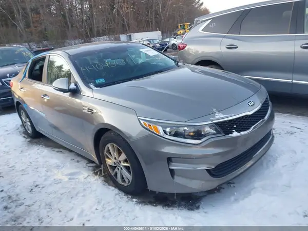 5XXGT4L39JG189458 2018 KIA OPTIMA - Image 1