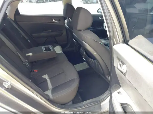 5XXGT4L39JG189511 2018 KIA OPTIMA - Image 8