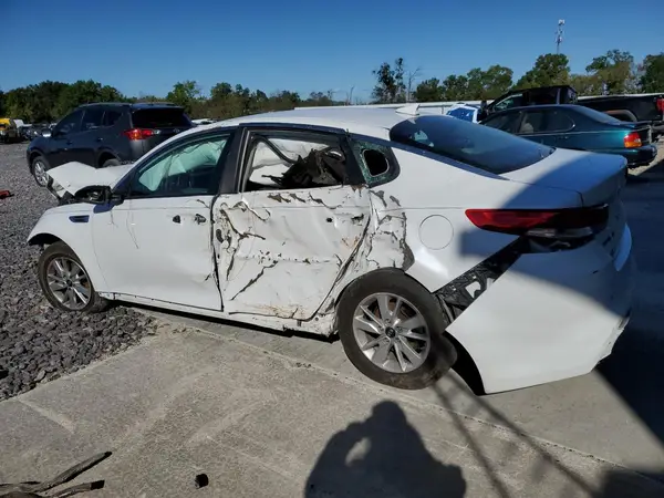5XXGT4L39JG192814 2018 KIA OPTIMA - Image 2