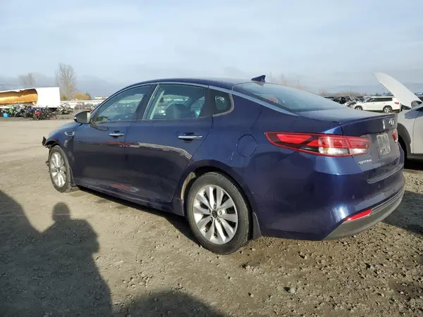 5XXGT4L39JG194661 2018 KIA OPTIMA - Image 2