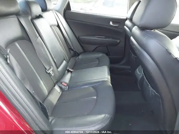 5XXGT4L39JG195616 2018 KIA OPTIMA - Image 8