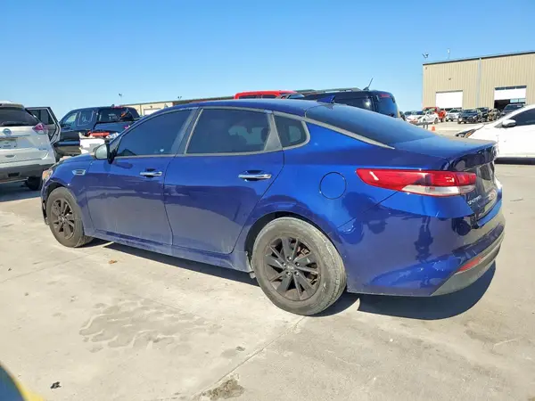 5XXGT4L39JG197026 2018 KIA OPTIMA - Image 2