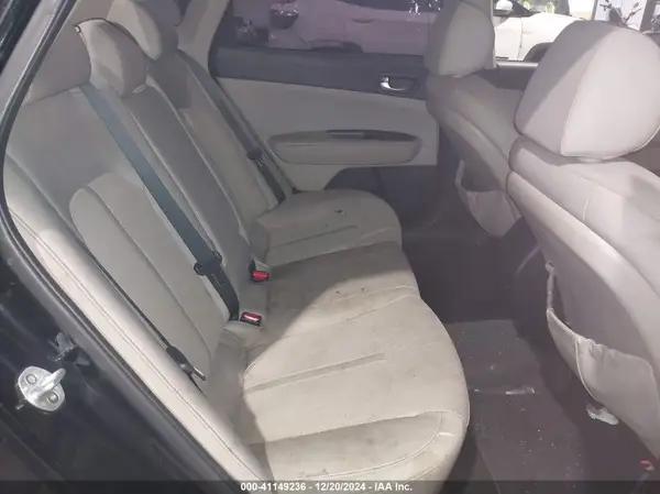5XXGT4L39JG197463 2018 KIA OPTIMA - Image 8