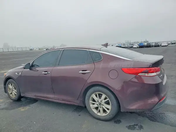 5XXGT4L39JG198225 2018 KIA OPTIMA - Image 2