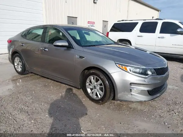 5XXGT4L39JG199326 2018 KIA OPTIMA - Image 1