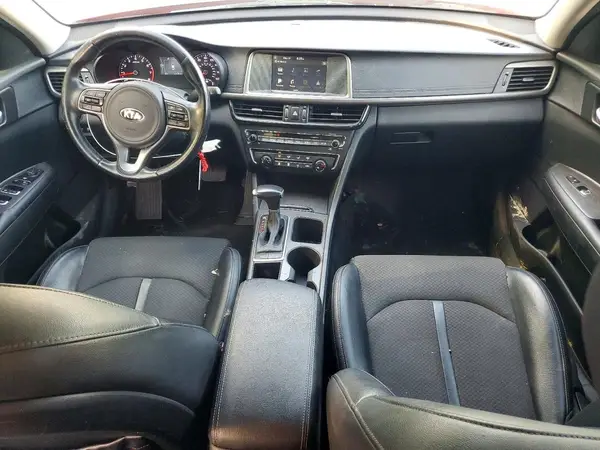 5XXGT4L39JG206467 2018 KIA OPTIMA - Image 8