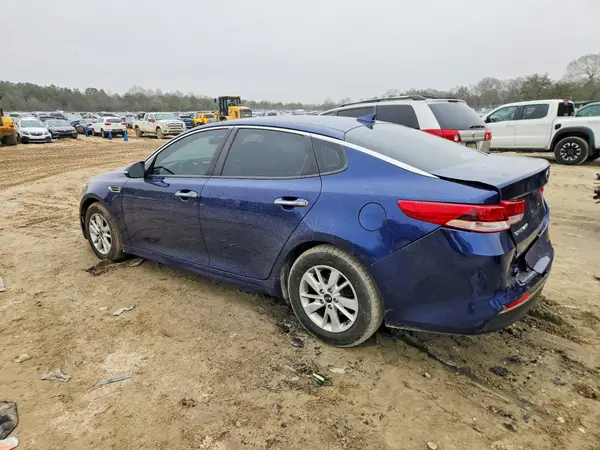 5XXGT4L39JG207425 2018 KIA OPTIMA - Image 2