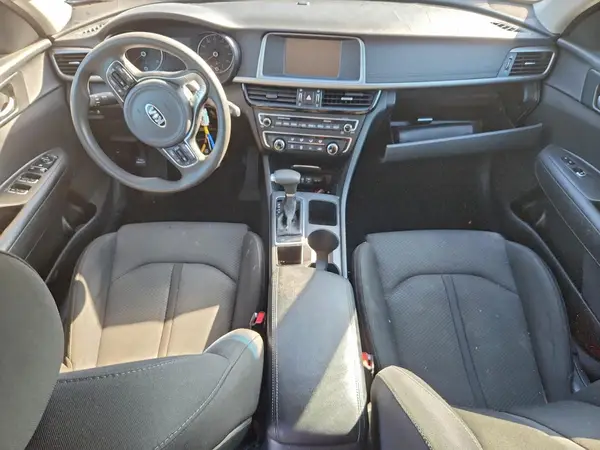 5XXGT4L39JG210440 2018 KIA OPTIMA - Image 8